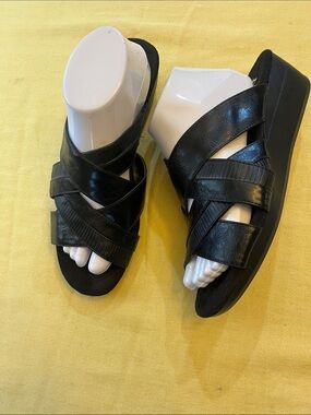 A2 By Aerosoles Black Crisscross Slide Sandals